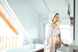 Oral Health Tips for Expecting Mothers